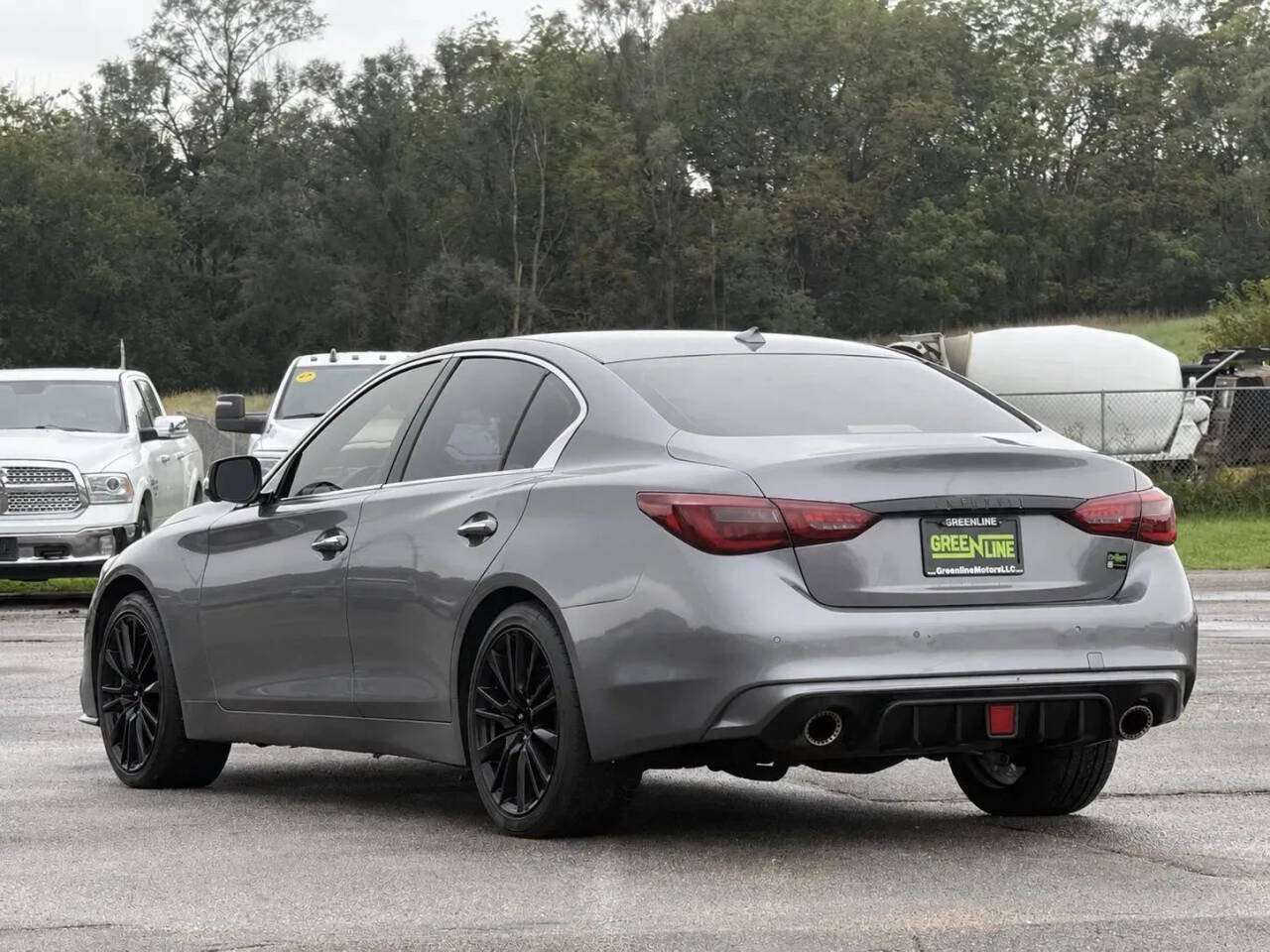 Used 2018 INFINITI Q50 Red Sport 400 w/ Sensory Package (Sport) AWD/4WD image 4