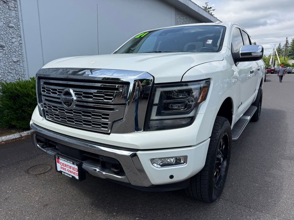 Used 2021 Nissan Titan SL AWD/4WD image 4