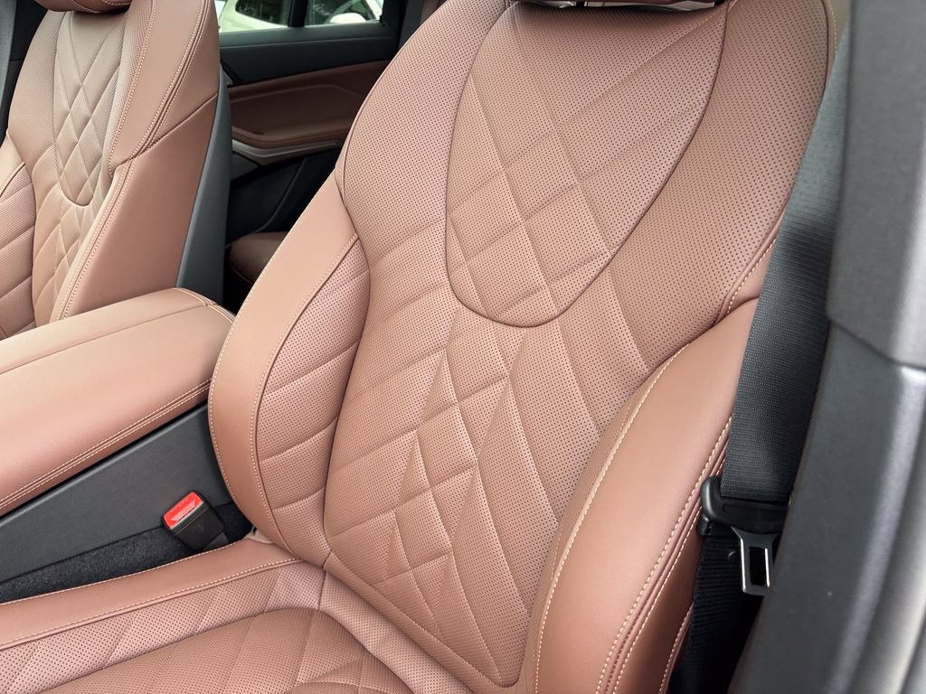 New 2026 BMW X5 M60i AWD/4WD image 15