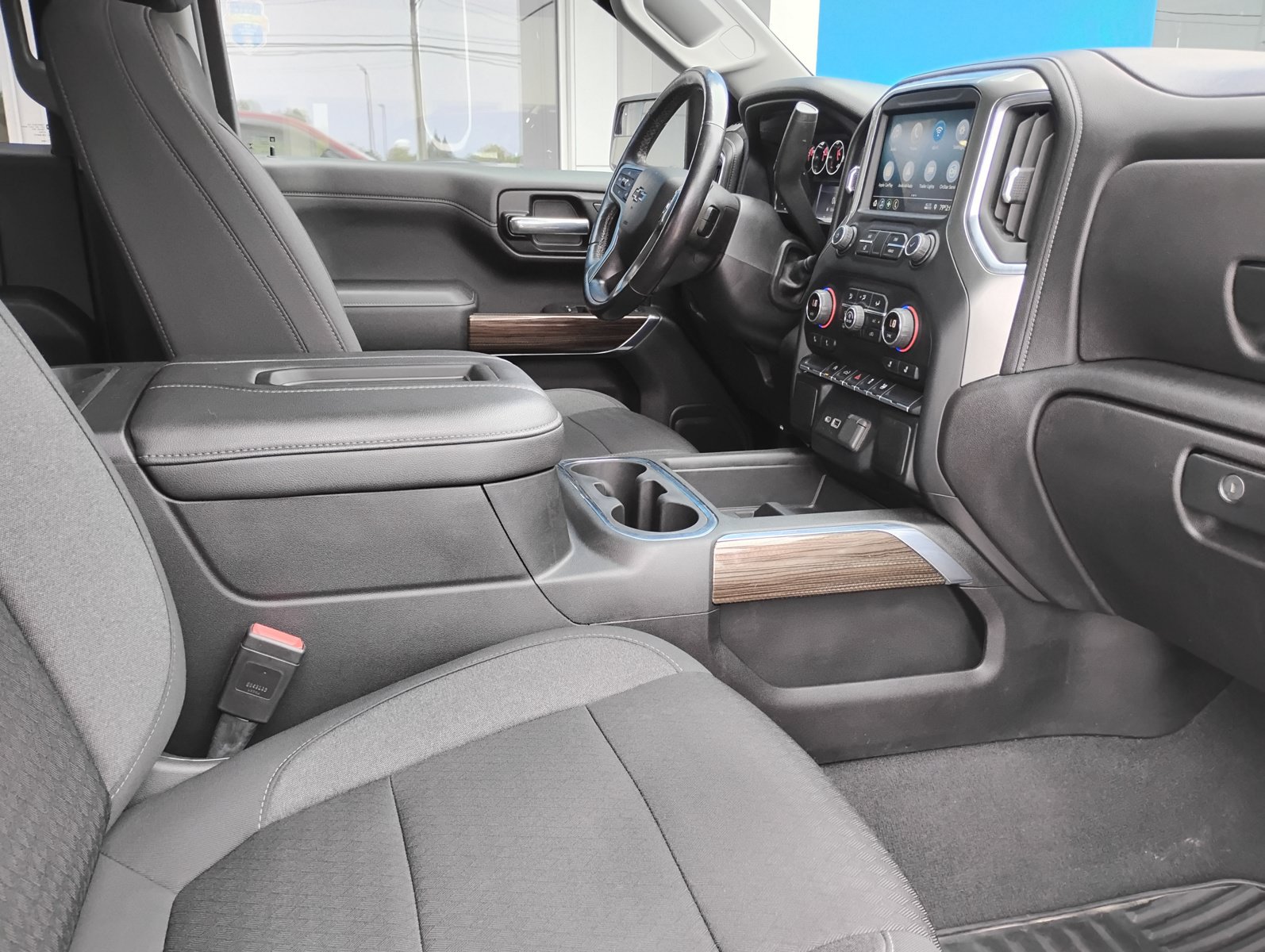 Used 2021 Chevrolet Silverado 1500 RST AWD/4WD image 23