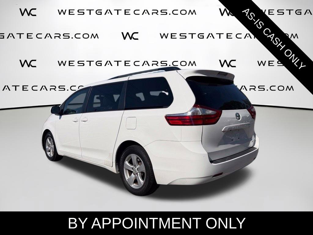 Used 2016 Toyota Sienna LE FWD image 22