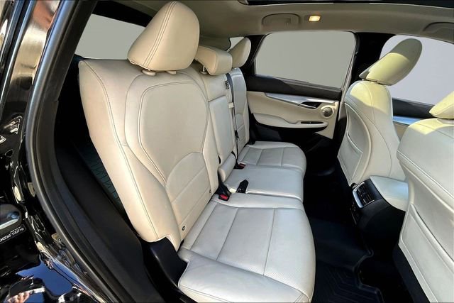 Used 2019 INFINITI QX50 Essential w/ Proactive Package image 24