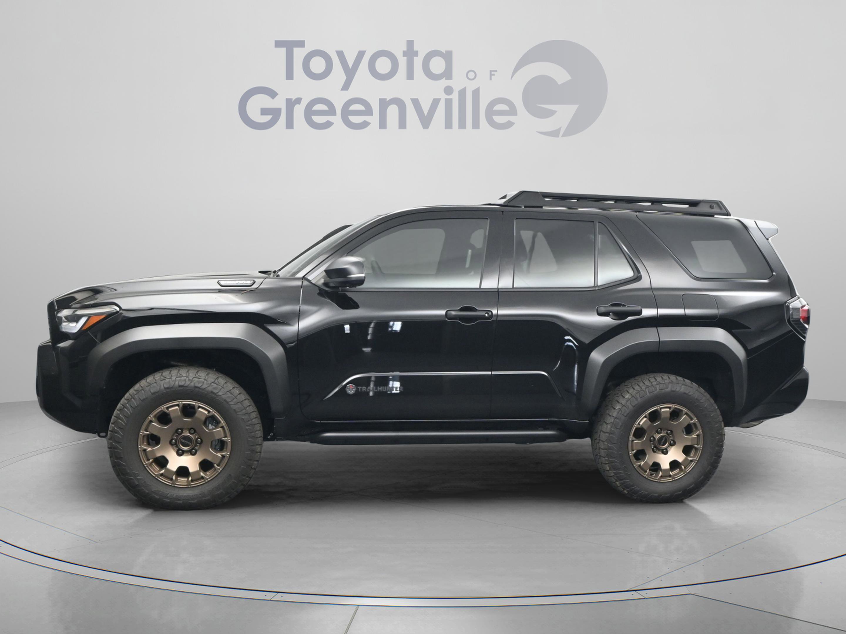 Used 2025 Toyota 4Runner Trailhunter AWD/4WD image 5