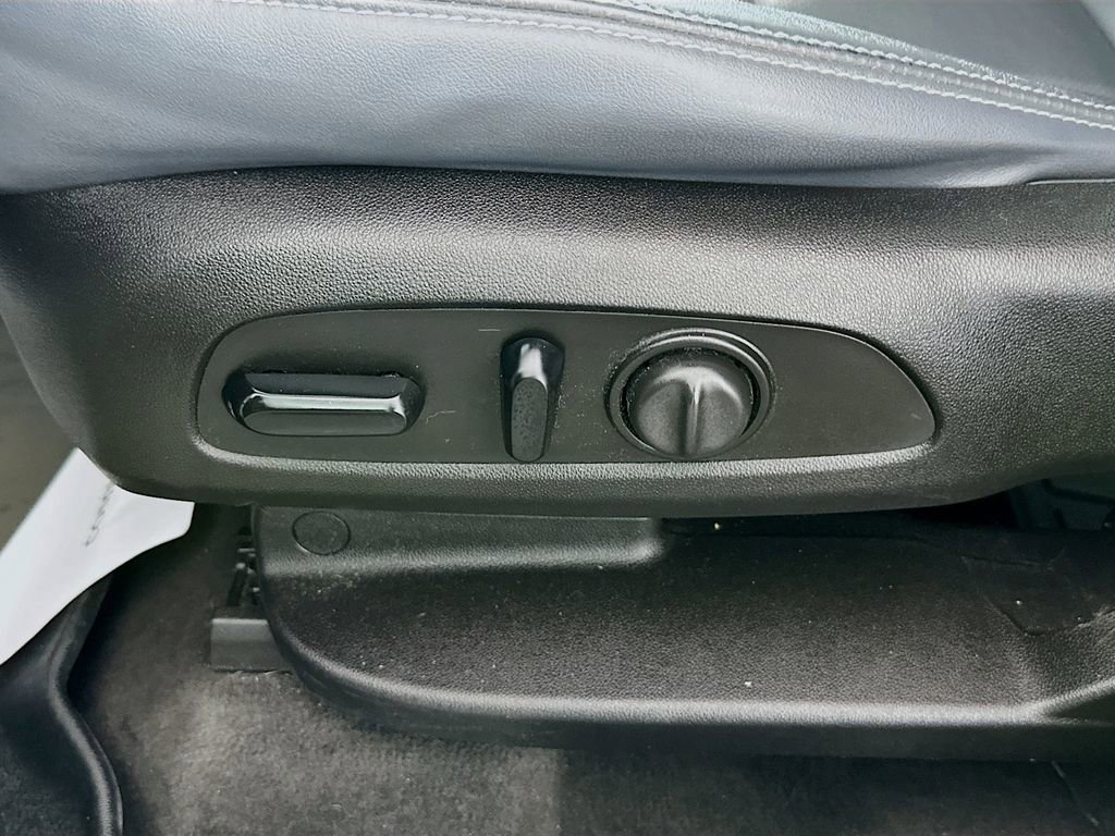 Used 2019 Buick Enclave Premium w/ Experience Buick Package image 19