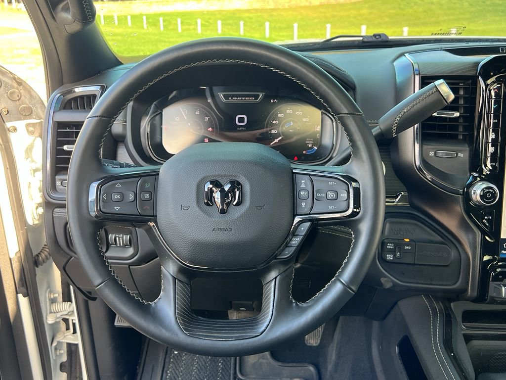 Used 2024 RAM 2500 Limited image 35