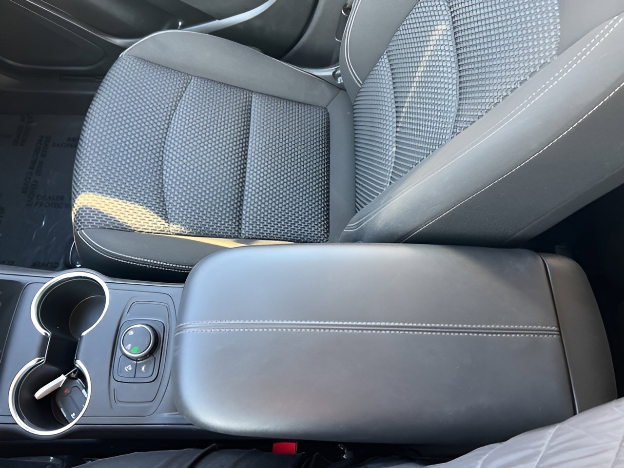 Used 2024 GMC Terrain SLE image 43