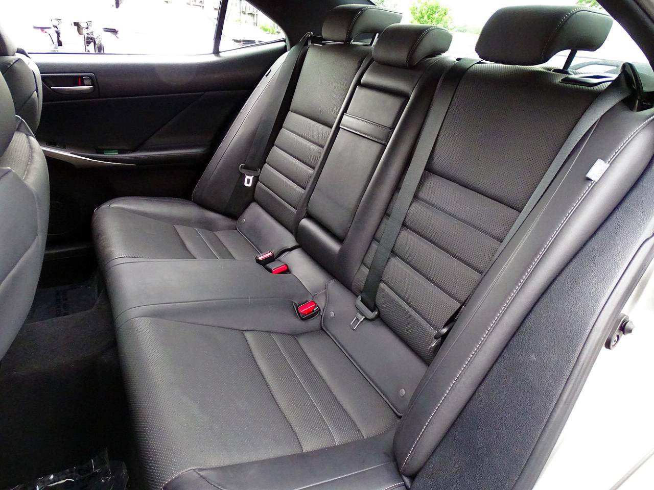 Used 2018 Lexus IS 300 F Sport RWD image 28