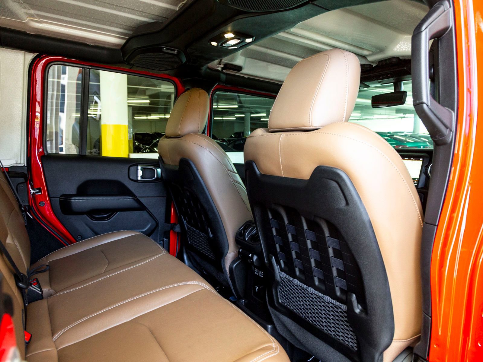 Used 2023 Jeep Wrangler Unlimited Rubicon 4xe image 26