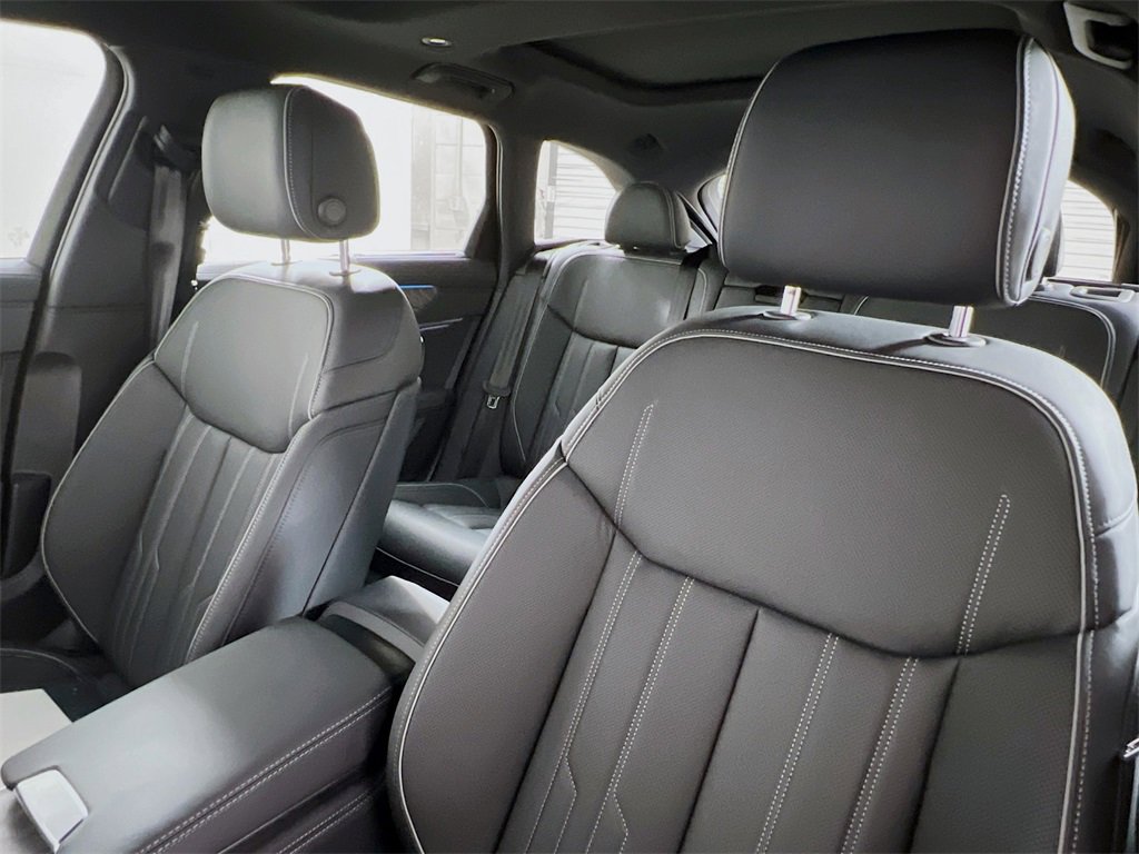 New 2025 Audi A6 3.0T allroad Prestige image 11