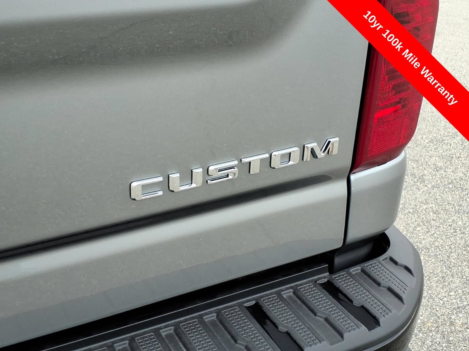 New 2026 Chevrolet Silverado 2500 Custom w/ Custom Value Package AWD/4WD image 10