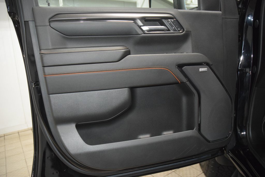 Used 2024 GMC Sierra 2500 AT4 w/ Technology Package image 47