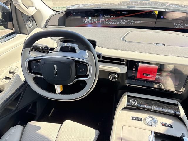 New 2026 Lincoln Navigator L Premier AWD/4WD image 13