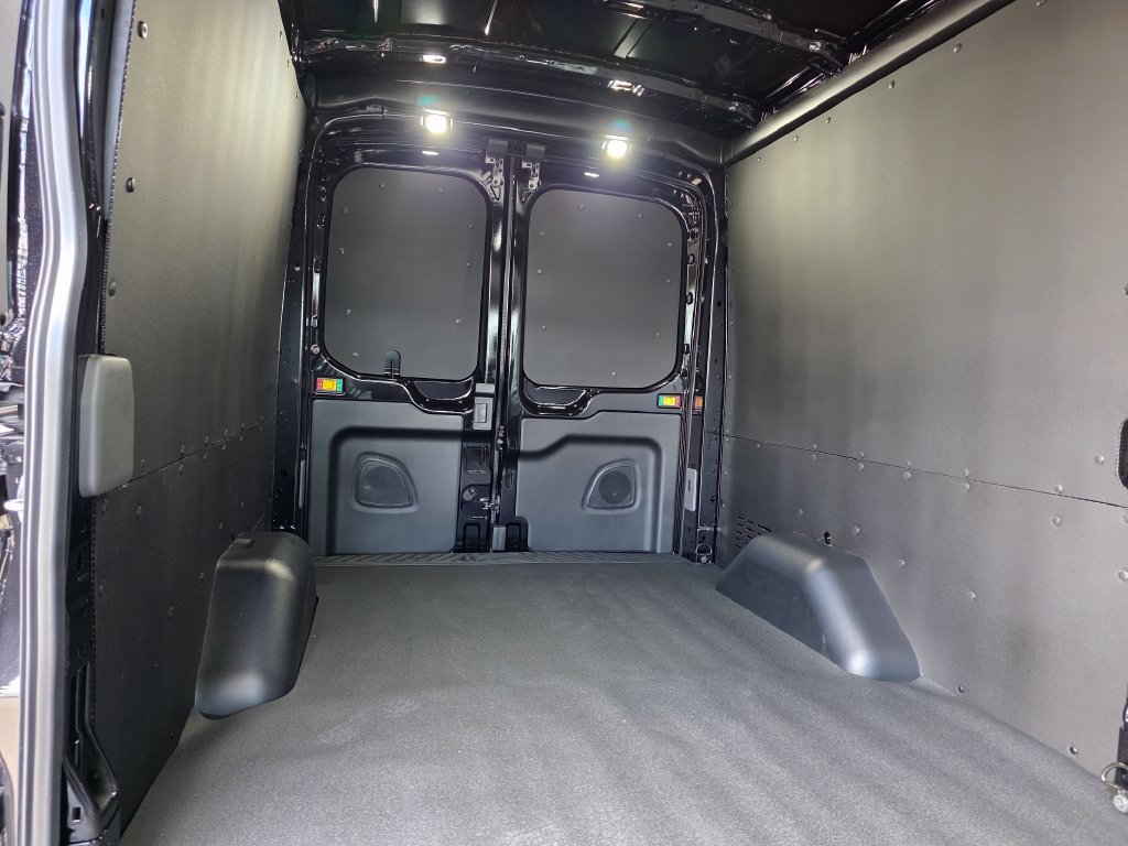 New 2026 Ford Transit 250 148 Medium Roof w/ Load Area Protection Package RWD image 26