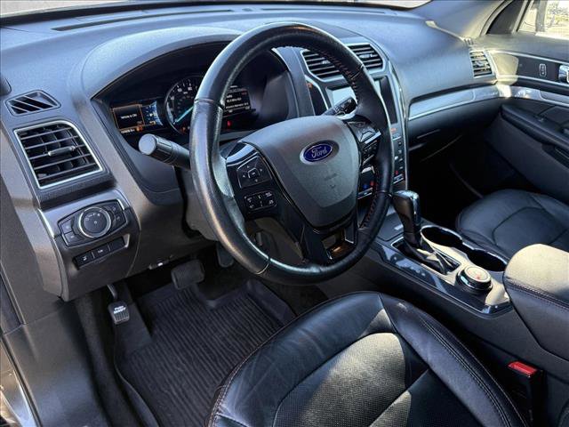 Used 2018 Ford Explorer Sport w/ Equipment Group 401A image 12