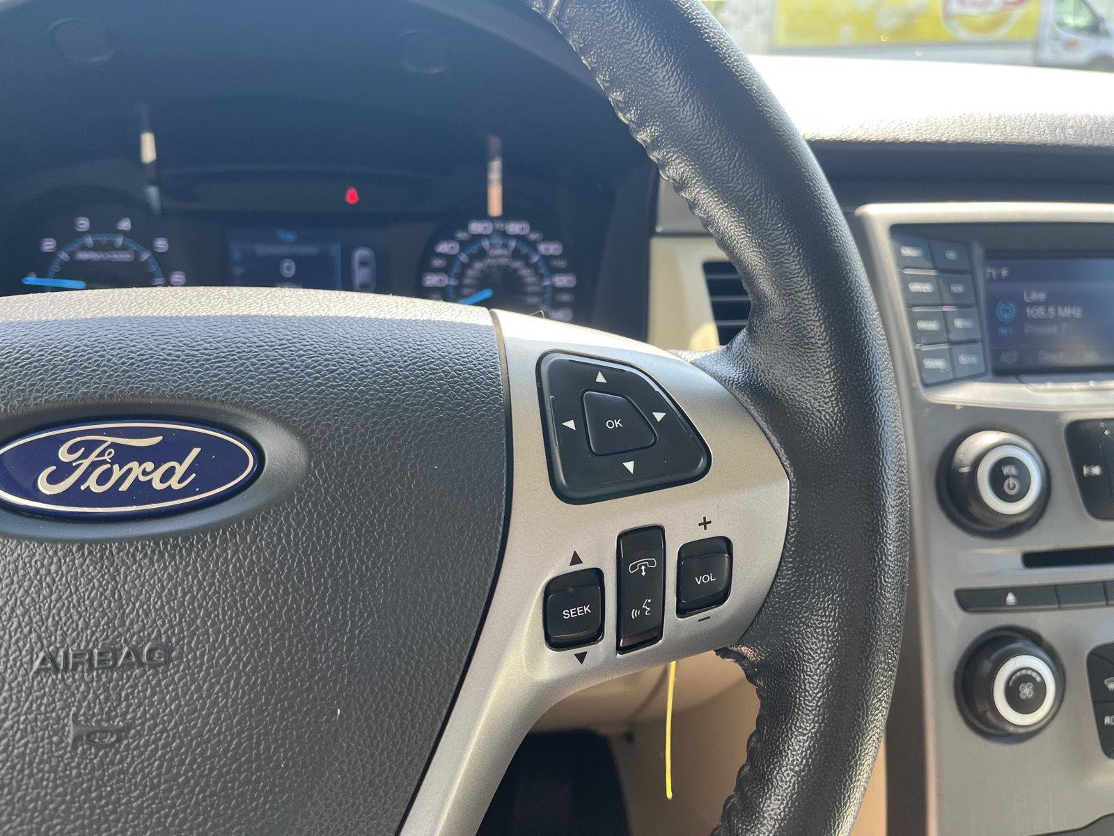Used 2019 Ford Flex SE FWD image 20