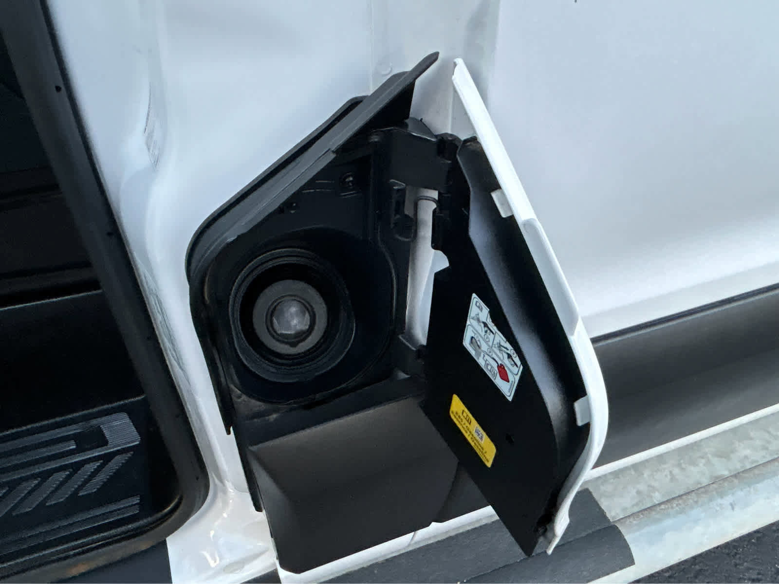 Used 2023 Ford Transit 250 Low Roof AWD w/ Exterior Upgrade Package image 10