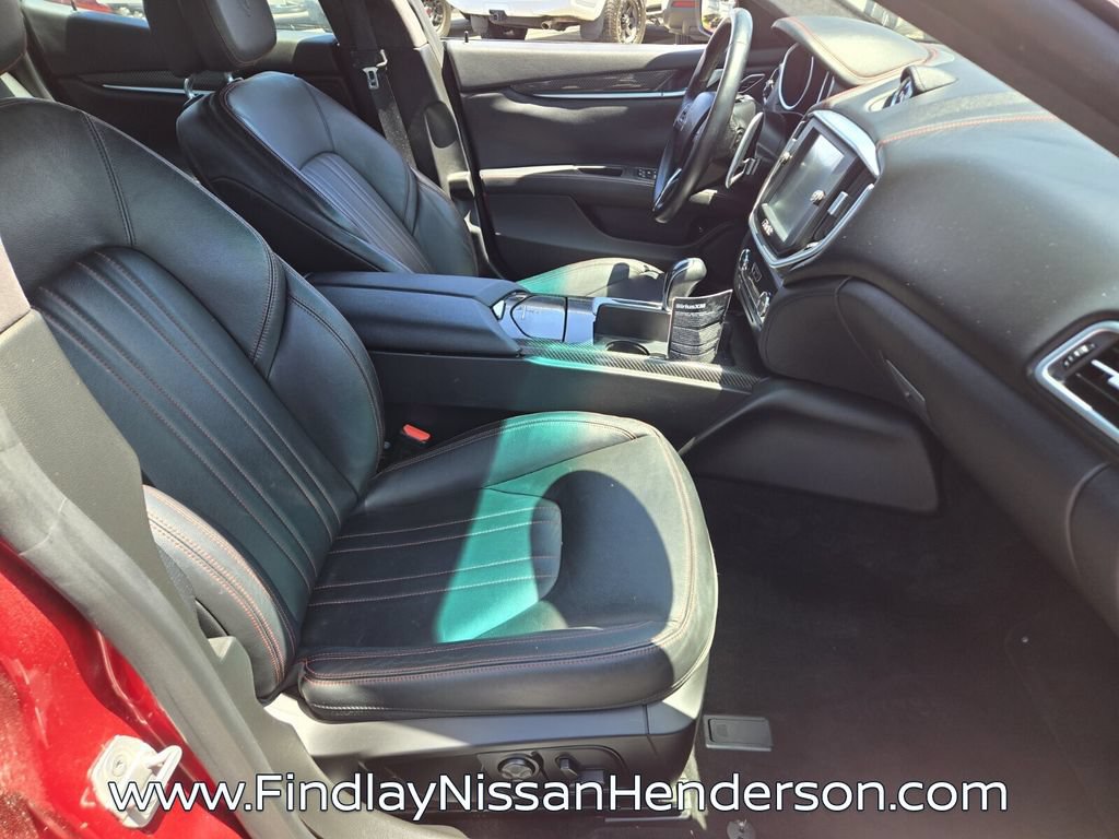 Used 2015 Maserati Ghibli RWD image 16