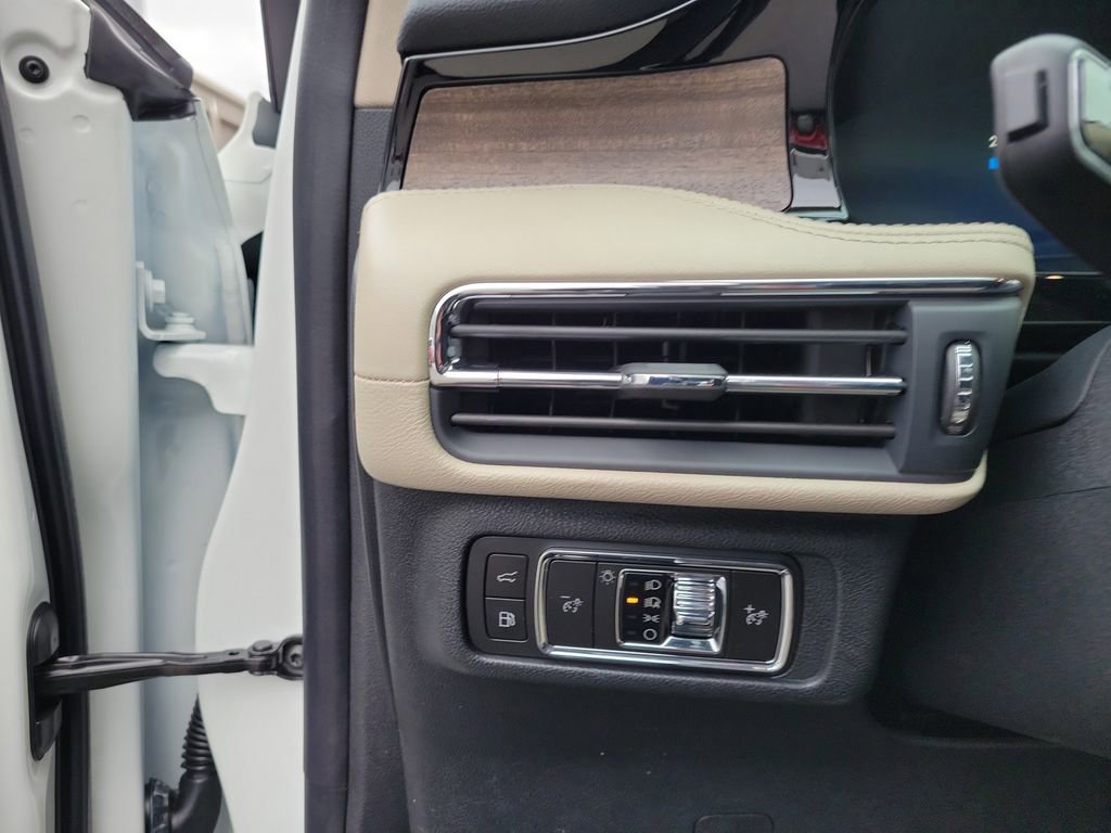 New 2026 Lincoln Corsair Grand Touring image 21