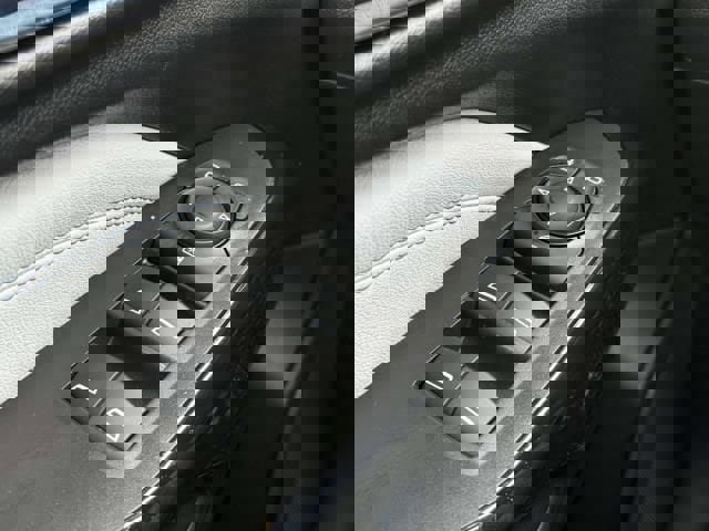 Used 2025 Chevrolet Trax LT image 17