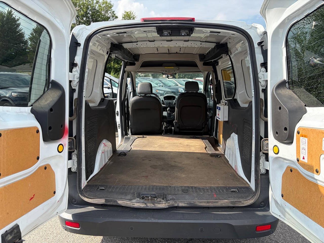 Used 2016 Ford Transit Connect XL FWD image 16