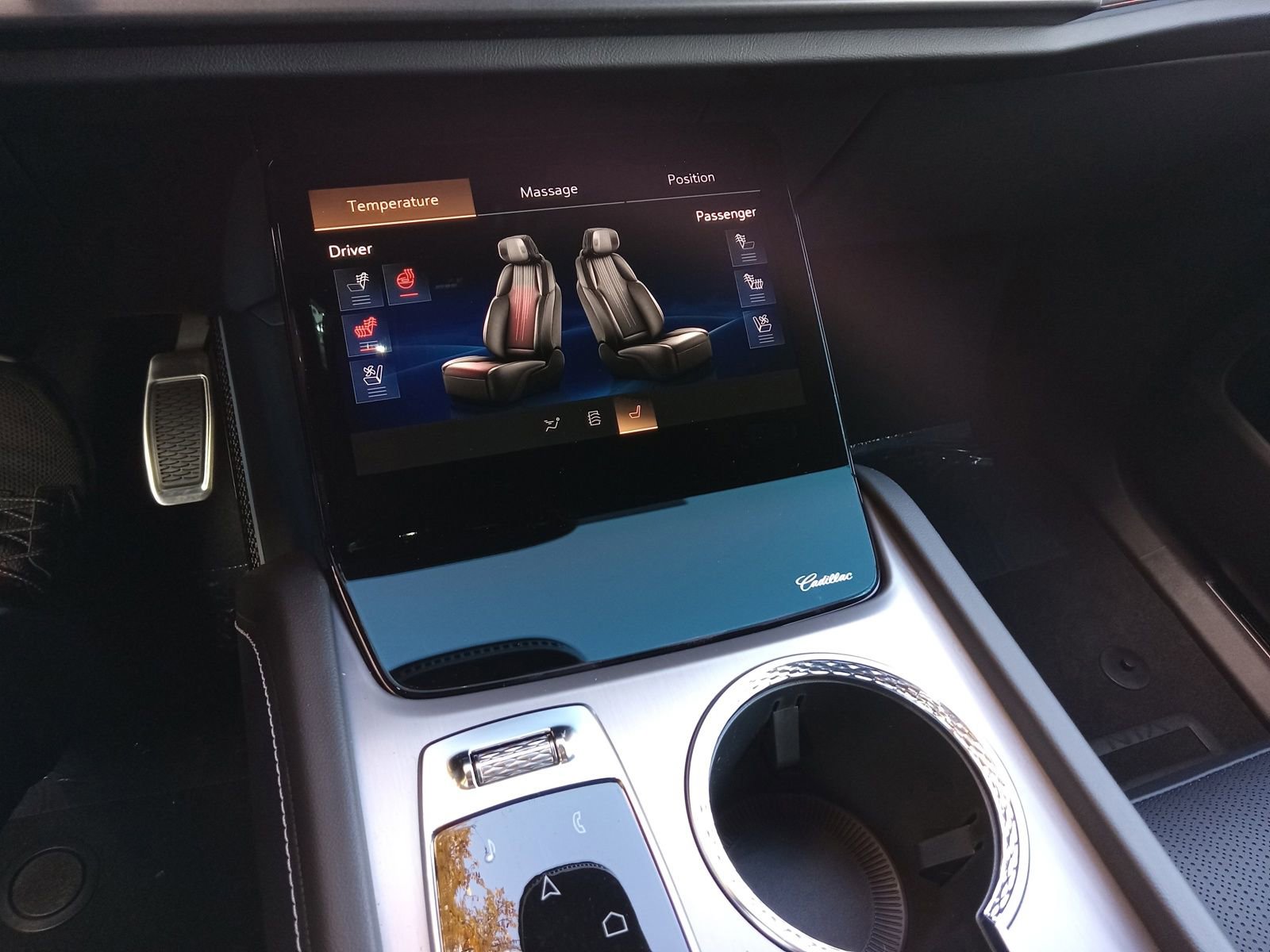 New 2026 Cadillac Vistiq Sport image 18