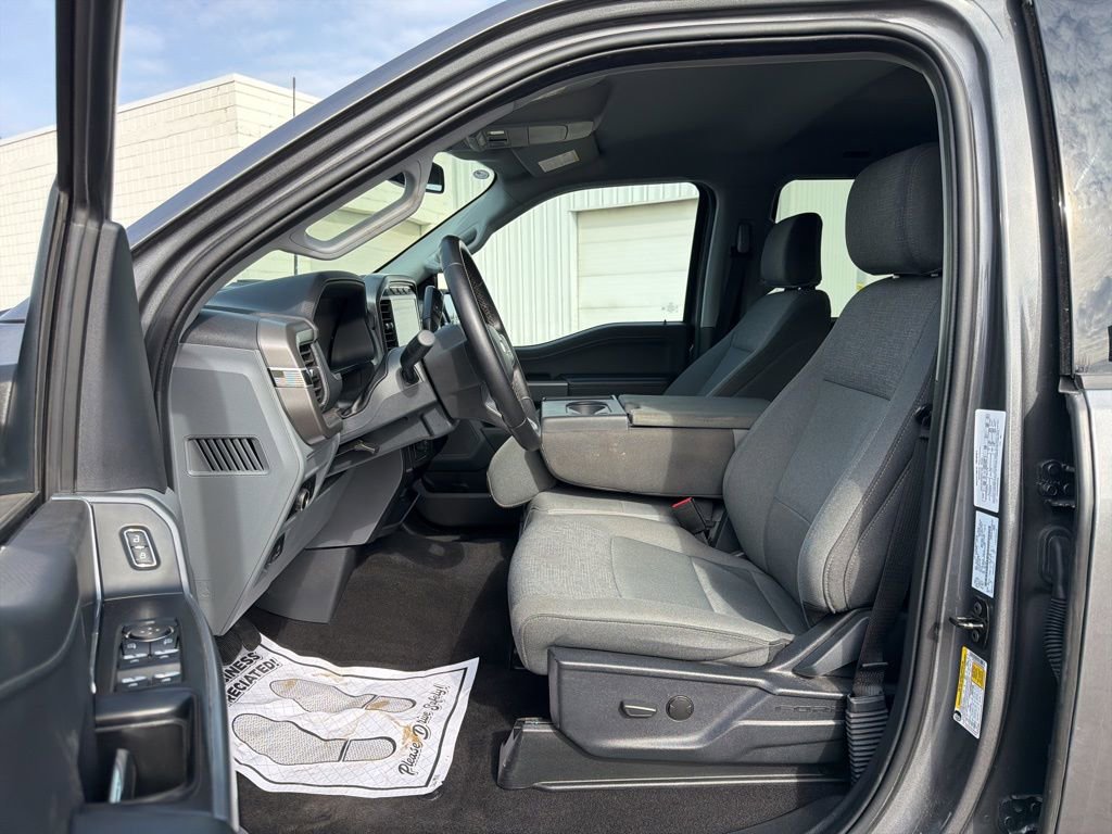 Used 2024 Ford F150 XLT image 23
