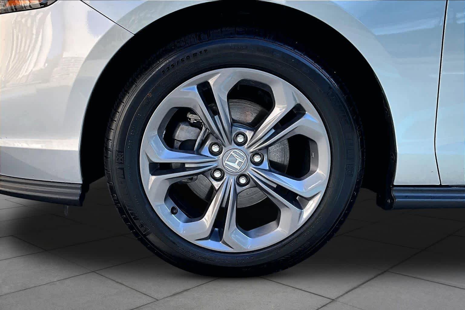 Certified 2024 Honda Accord EX image 44