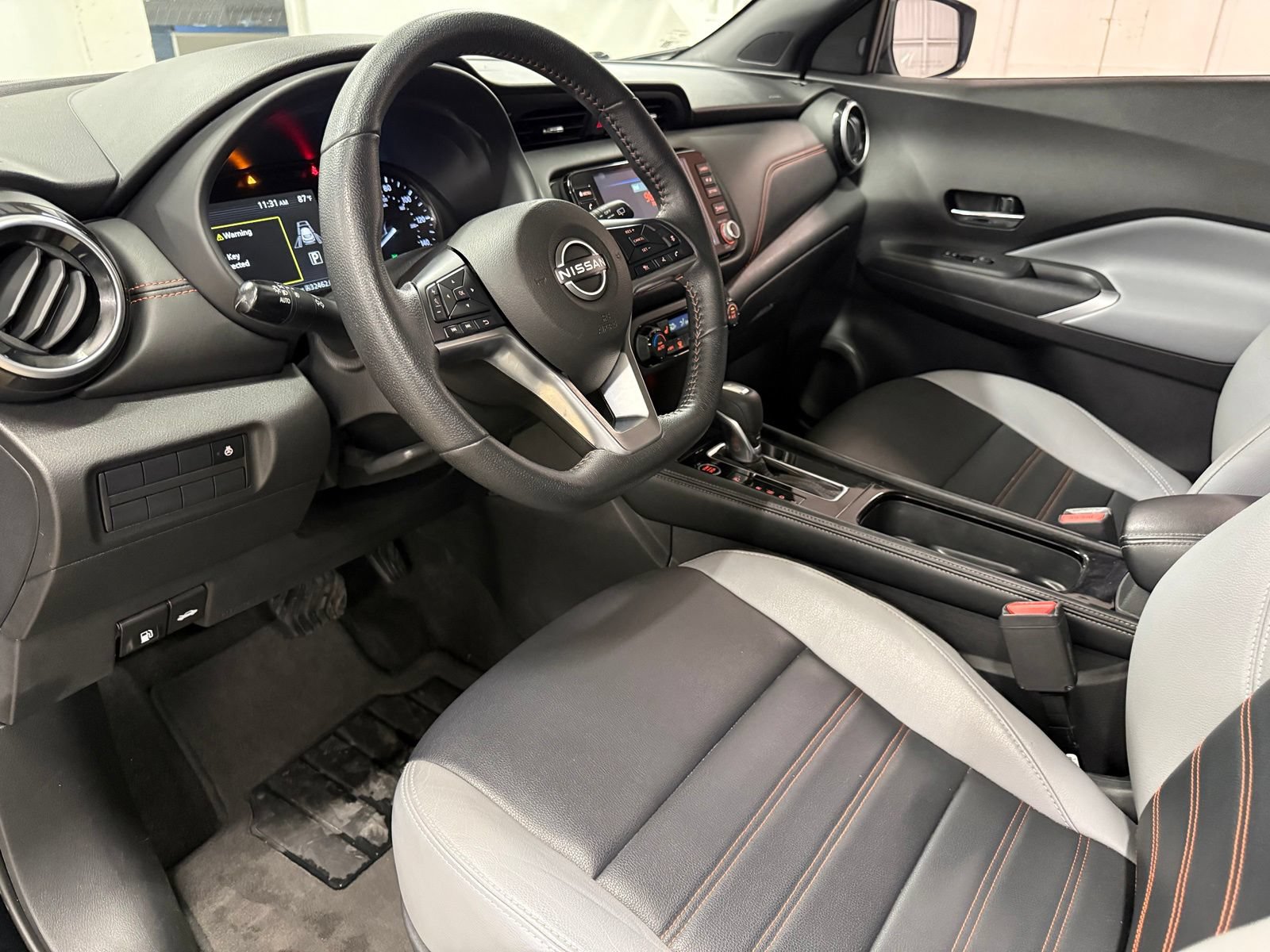 Used 2024 Nissan Kicks SR w/ SR Premium Package FWD image 16