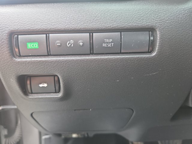 Used 2021 Nissan Sentra SV FWD image 18