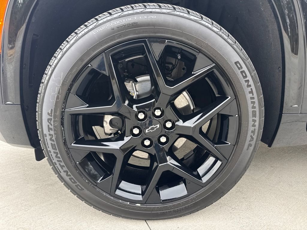 Used 2026 Chevrolet Traverse RS image 11