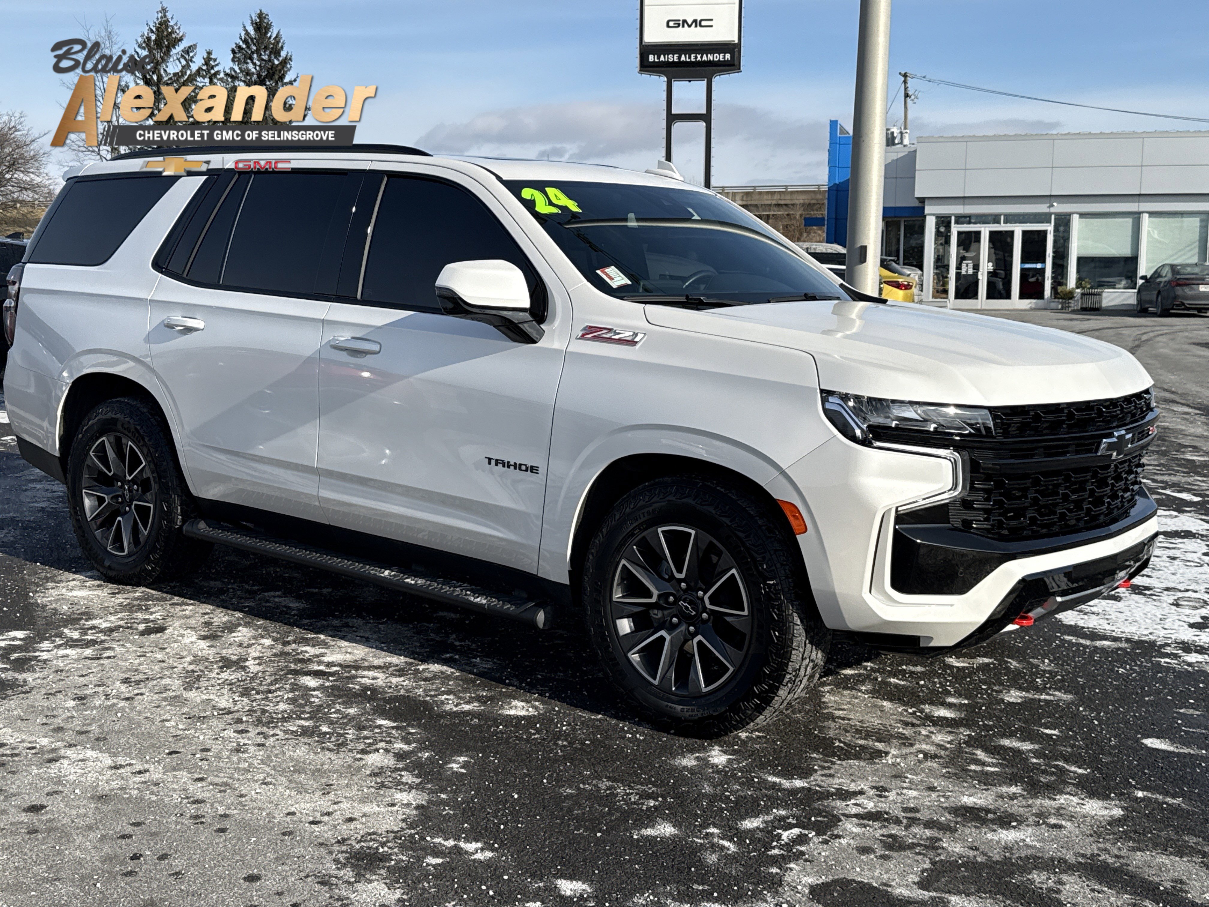 Used 2024 Chevrolet Tahoe Z71 w/ Z71 Off-Road Package image 1