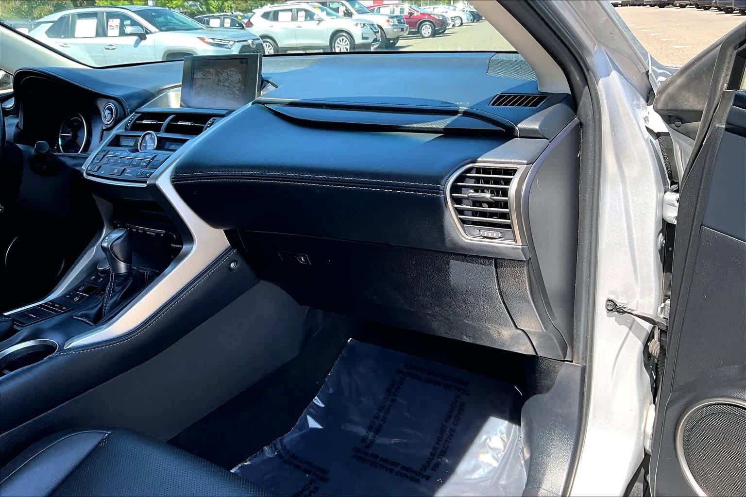 Used 2015 Lexus NX 300h AWD w/ Premium Package image 18