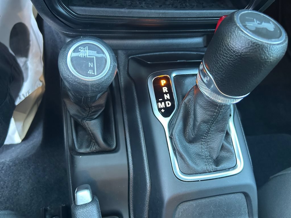Certified 2023 Jeep Wrangler Unlimited Sport AWD/4WD image 23