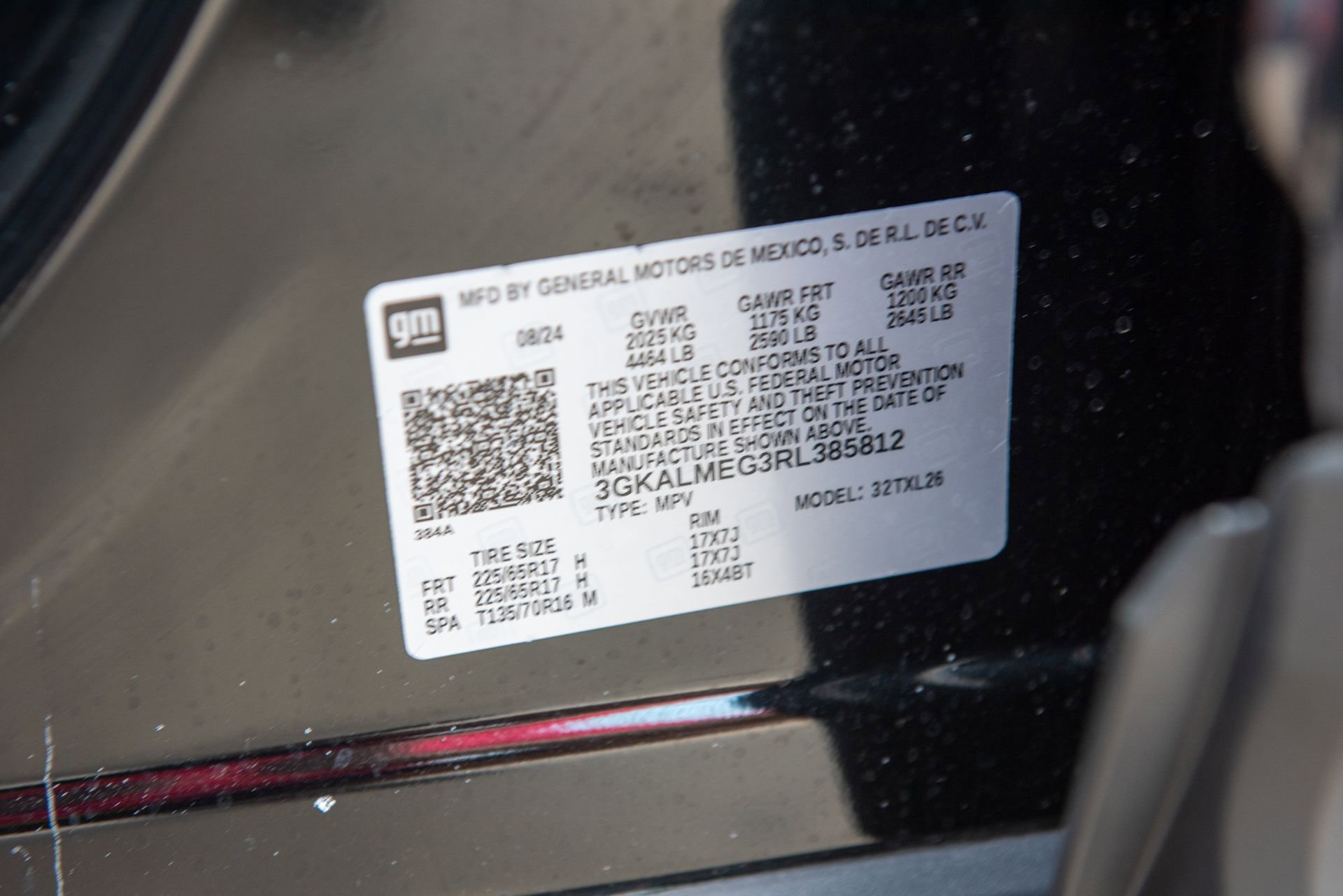 Used 2024 GMC Terrain SLE w/ Driver Convenience Package image 33