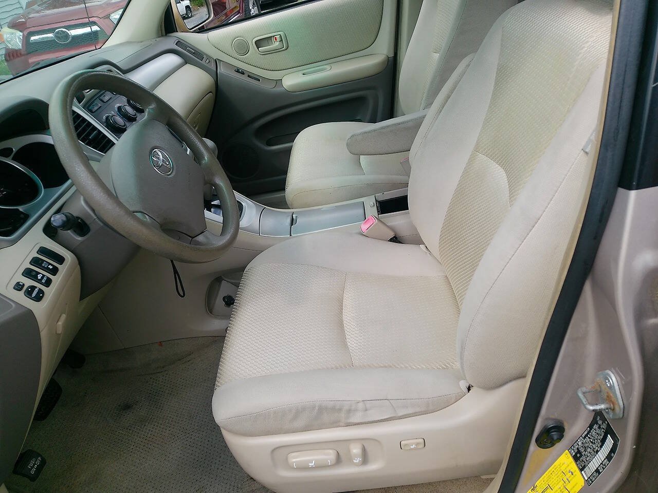 Used 2004 Toyota Highlander 4WD V6 image 16