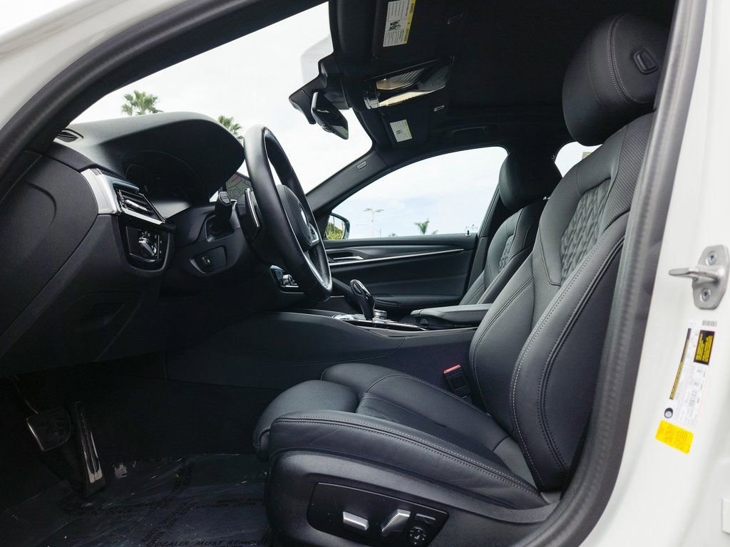 Used 2023 BMW 540i 540i w/ M Sport Package image 8