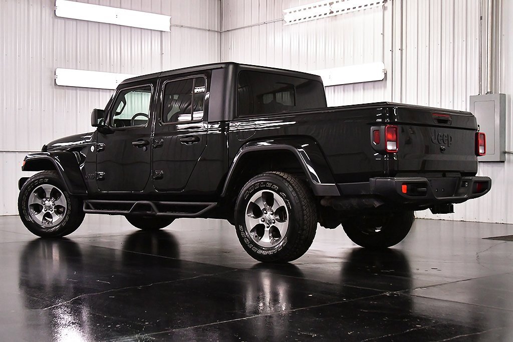 Used 2021 Jeep Gladiator Sport image 5