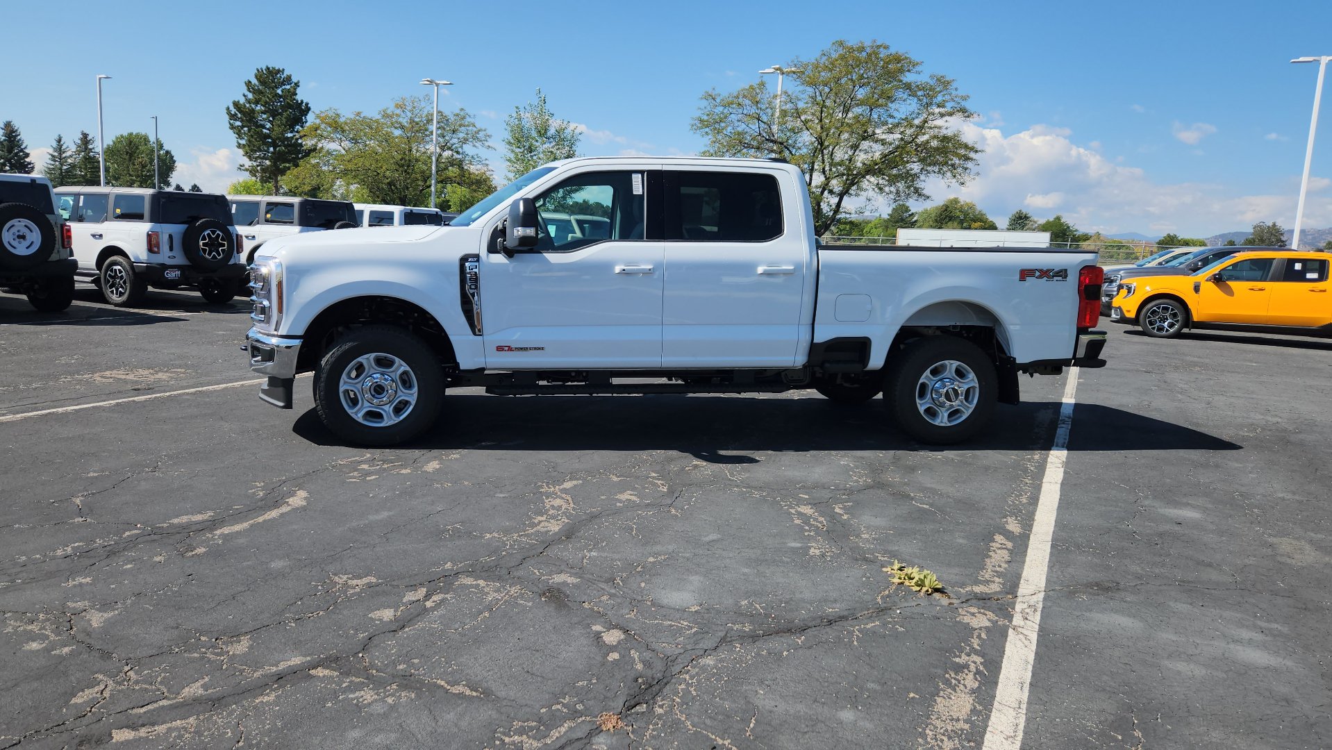 New 2027 Ford F350 XLT w/ XLT Premium Package AWD/4WD image 3