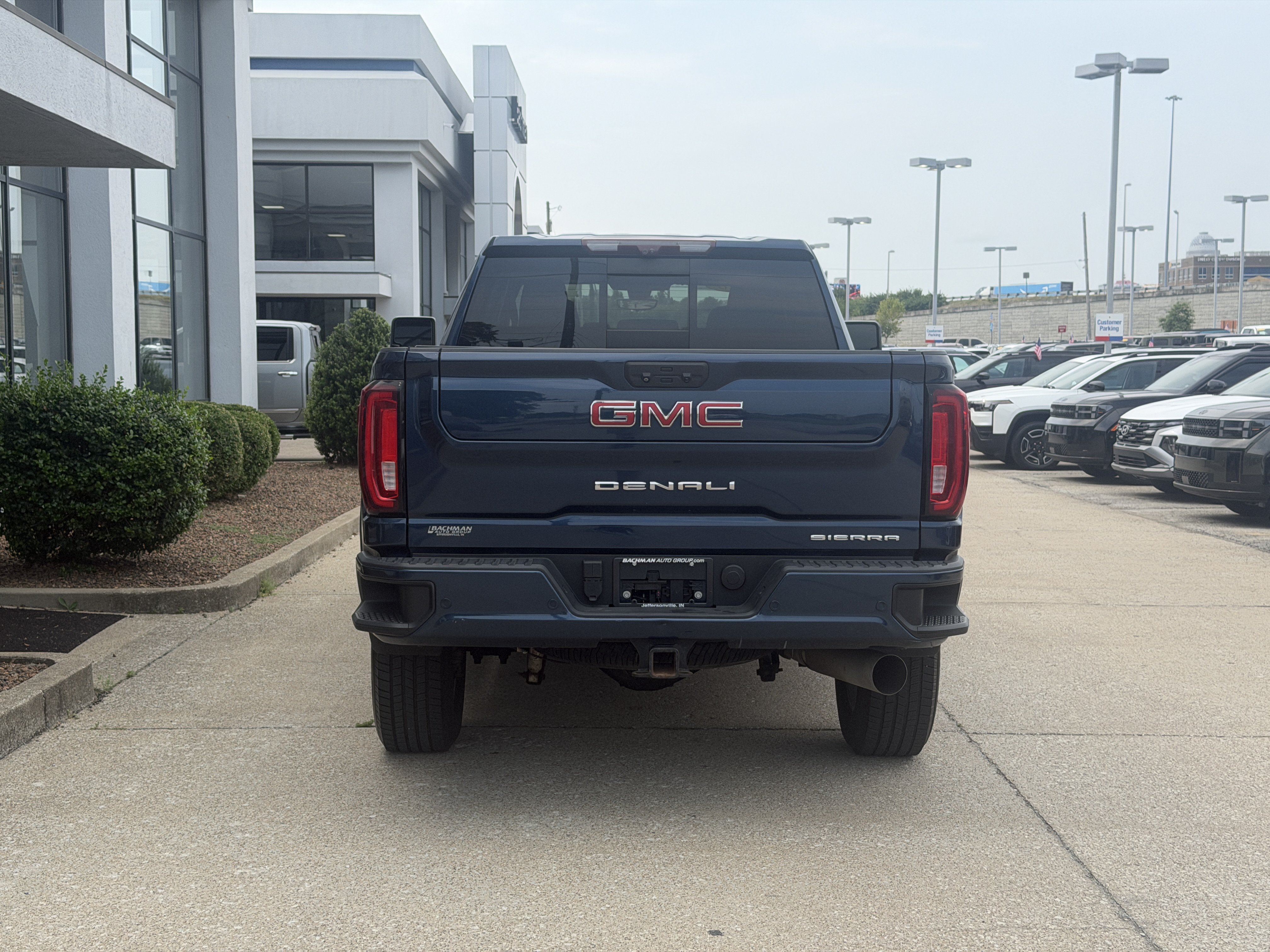 Used 2020 GMC Sierra 3500 Denali w/ Denali Ultimate Package AWD/4WD image 6