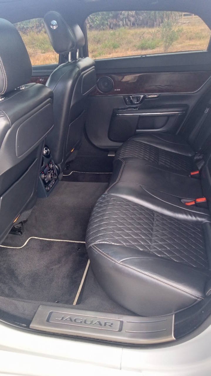 Used 2017 Jaguar XJ L Portfolio RWD image 17