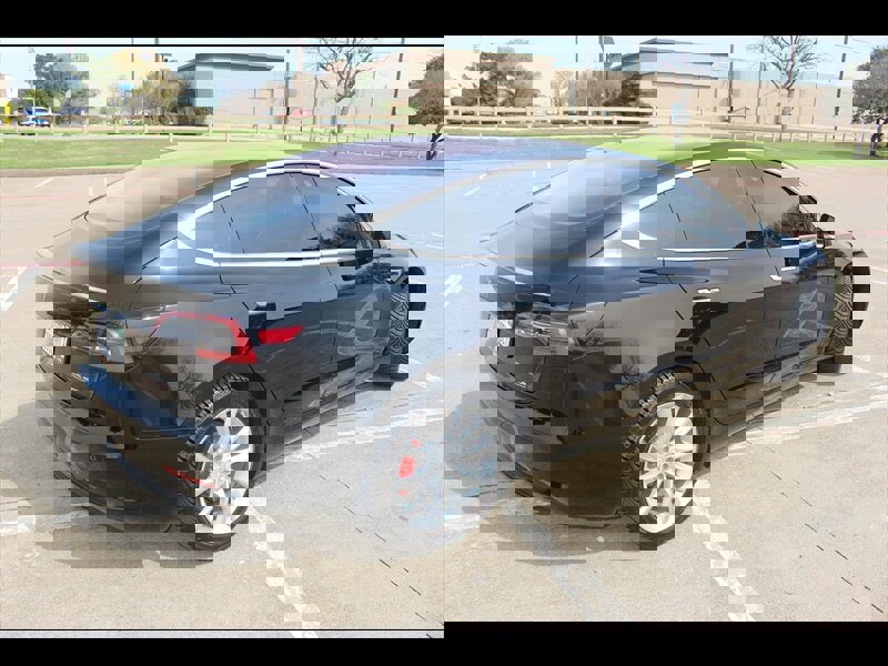 Used 2018 Tesla Model 3 Performance image 5