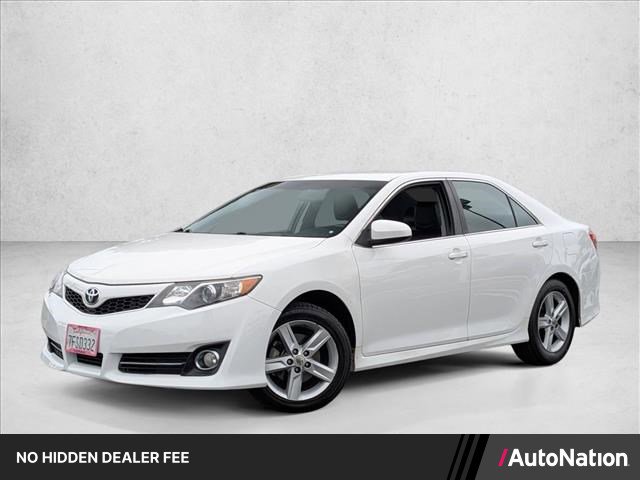Used 2014 Toyota Camry SE FWD video 1
