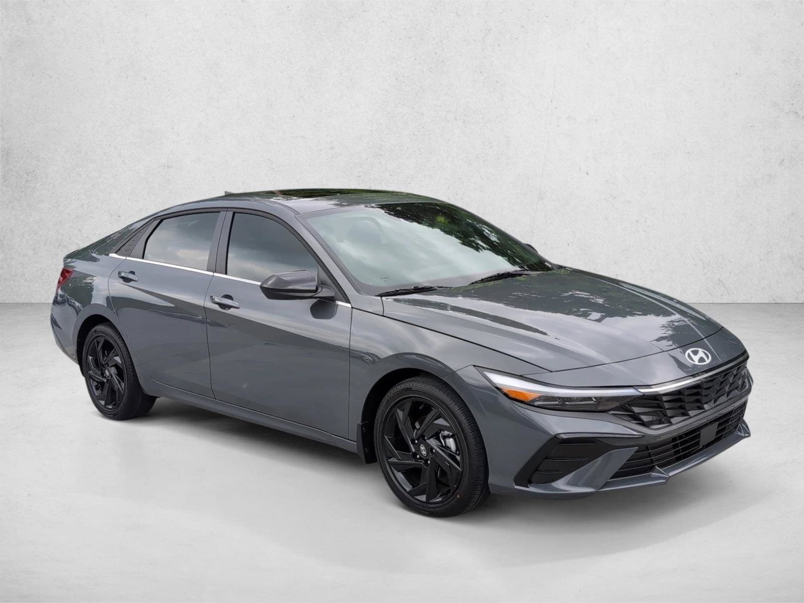 New 2026 Hyundai Elantra SEL Sport FWD image 7