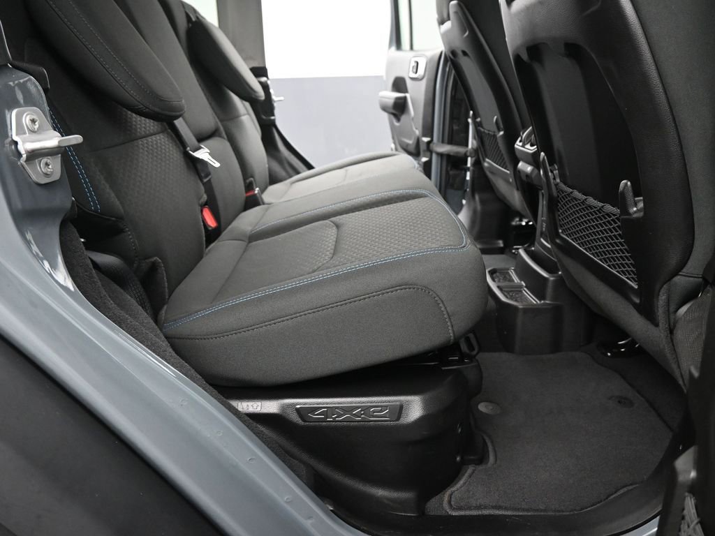 Used 2025 Jeep Wrangler Unlimited Rubicon 4xe w/ Safety Group image 15