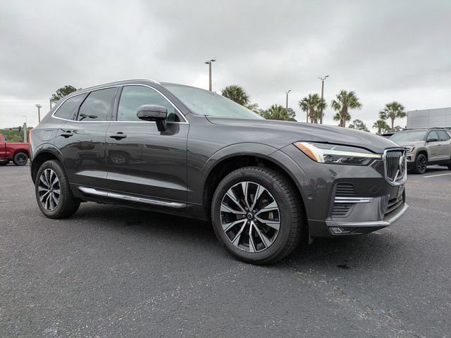 Used 2023 Volvo XC60 B5 Plus FWD image 2