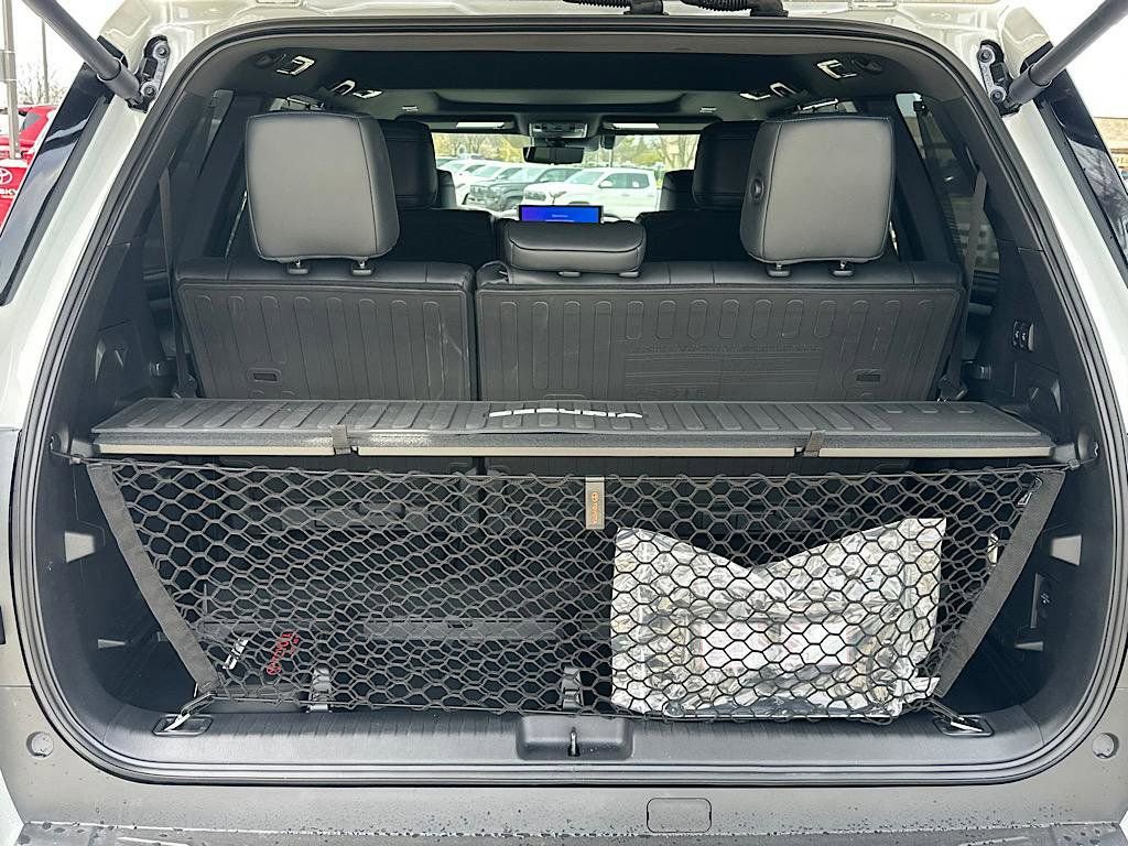 New 2026 Toyota Sequoia Platinum image 7