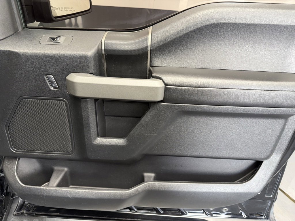 Used 2018 Ford F150 Raptor w/ Equipment Group 801A Mid image 43