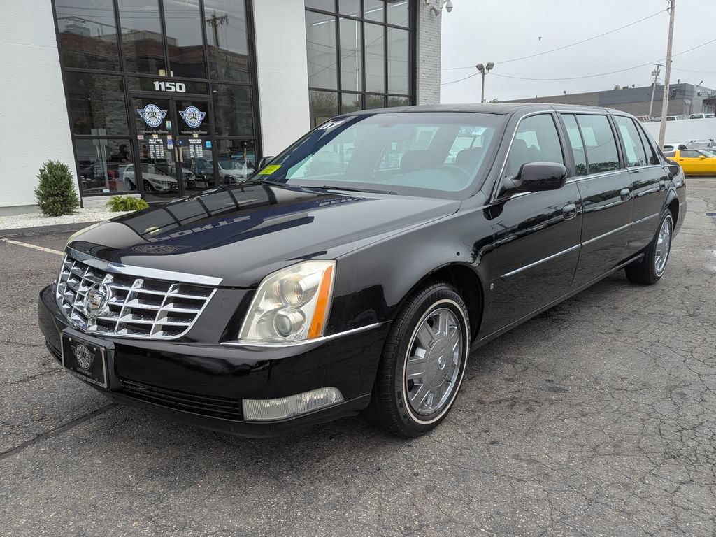 Used 2007 Cadillac DTS FWD image 2