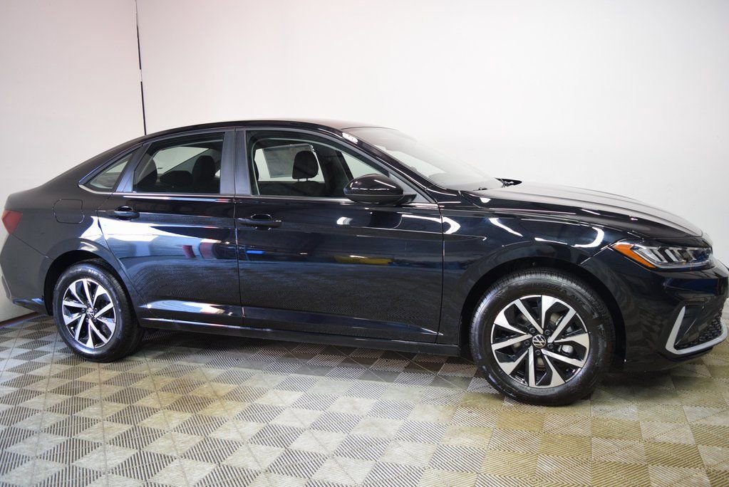 New 2026 Volkswagen Jetta S image 3