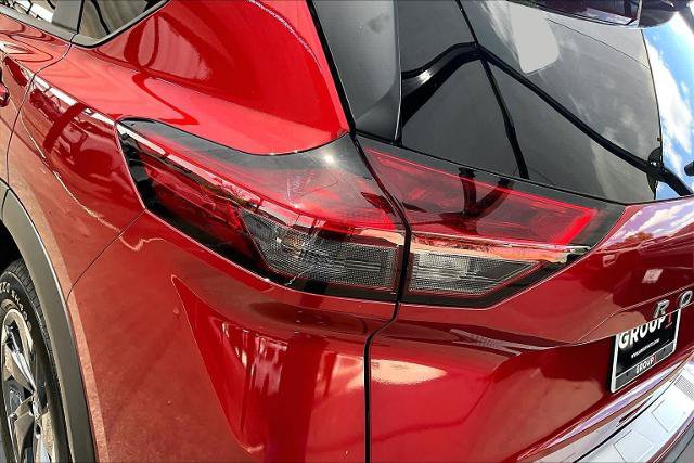 Certified 2024 Nissan Rogue SV FWD image 28